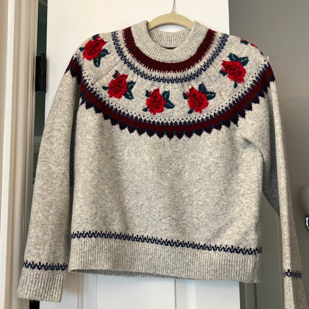 Saylor sweater